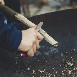 Hoe de sociale vaardigheden van je kind te verbeteren door middel van zomerkampen