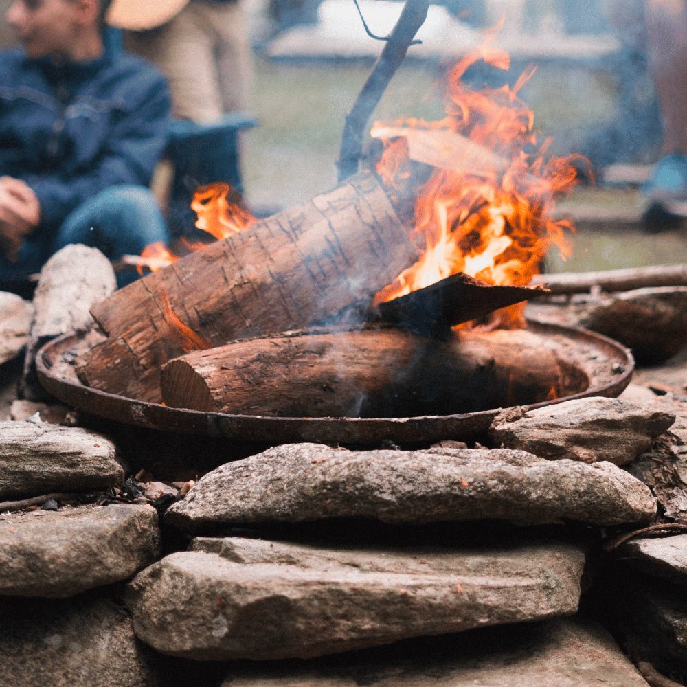 Hoe je kind voor te bereiden op een bushcraft lodge zomerkamp