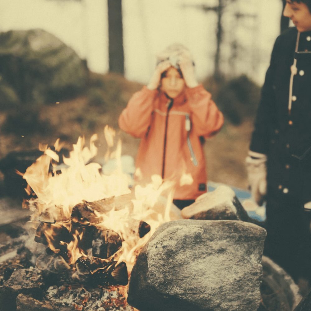 Hoe je fireskills kunt leren tijdens een kinderkamp